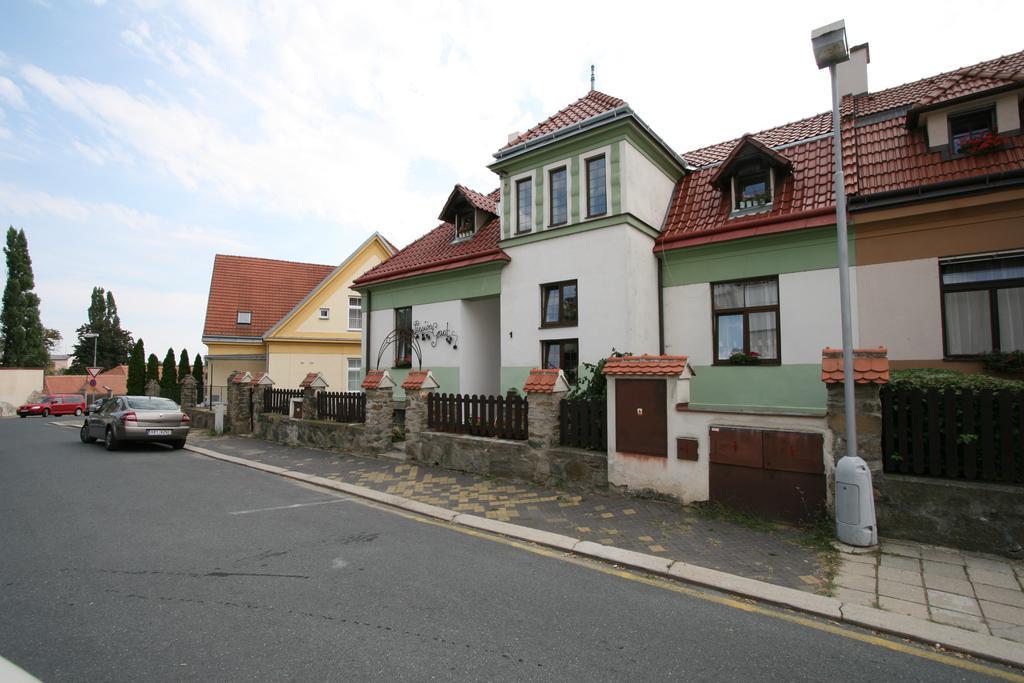 Pension Grant Lux Znojmo Exterior photo